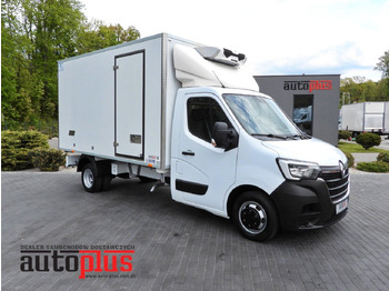 Hűtős kisteherautó RENAULT Master
