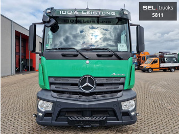 Ponyvás teherautó Mercedes-Benz Antos 1830L 4X2: 3 kép.