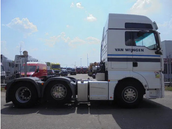 Nyergesvontató MAN TGX 26.500 XXL: 4 kép.