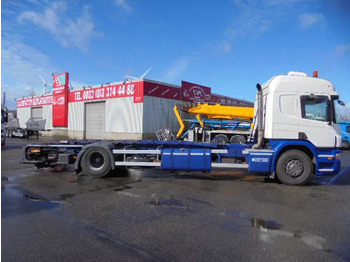 Cserefelépítményes teherautó Scania P280 B 4X2: 3 kép.
