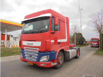 Nyergesvontató DAF XF 440