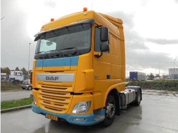 Nyergesvontató DAF XF 440