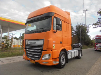 Nyergesvontató DAF XF 440