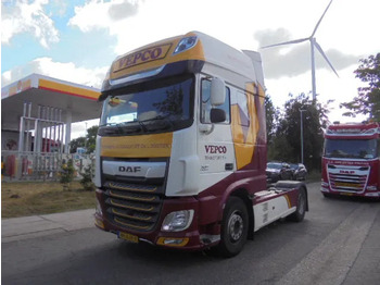Nyergesvontató DAF XF 460