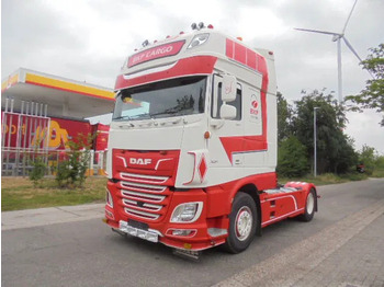 Nyergesvontató DAF XF 530
