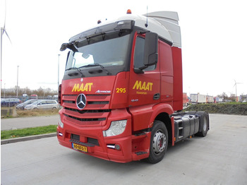 Nyergesvontató MERCEDES-BENZ Actros 1943