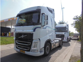 Nyergesvontató VOLVO FH 420