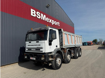Billenőplatós teherautó IVECO Trakker