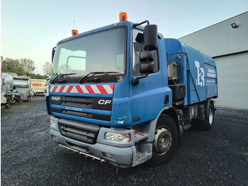 Utcaseprő gép DAF CF 75 250