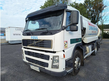 Tartályos teherautó VOLVO FM 440