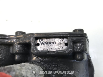 Alkatrész - Teherautó Mercedes-Benz Aanhangerregelventiel Mercedes A 001 431 12 13: 4 kép. Alkatrész - Teherautó Mercedes-Benz Aanhangerregelventiel Mercedes A 001 431 12 13: 4 kép.