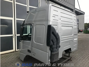 Fülke és belső tér - Teherautó Volvo FM4 Volvo Globetrotter L2H2 3980267: 3 kép.