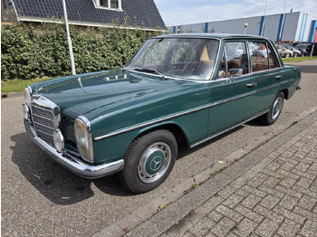 Autó MERCEDES-BENZ