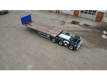 Platós félpótkocsi