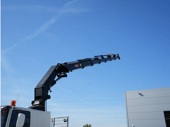 Darus autó DAF CF 85 FAN Kraanwagen met bak, 47 t. HMF kraan: 2 kép. Darus autó DAF CF 85 FAN Kraanwagen met bak, 47 t. HMF kraan: 2 kép.