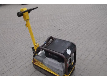 Lapvibrátor WACKER