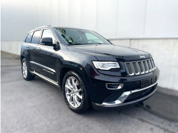Terepjáró/ SUV JEEP