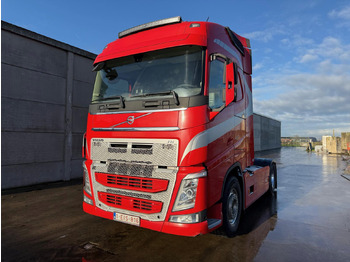 Nyergesvontató VOLVO FH 500