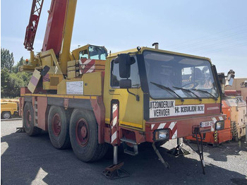 Terepjáró autódaru Liebherr LTM 1050 / 1: 2 kép.