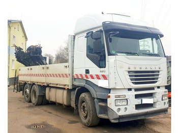 Platós teherautó IVECO Stralis 420