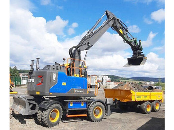 Gumikerekes kotró VOLVO EW160E