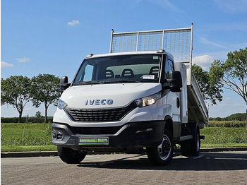 Billenőplatós kisteherautó IVECO Daily 35c16