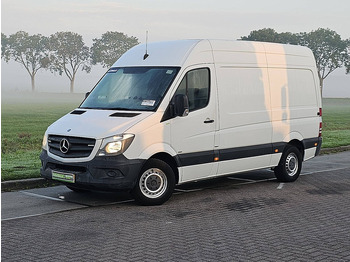 Furgon Mercedes-Benz Sprinter 313 ac automaat: 2 kép. Furgon Mercedes-Benz Sprinter 313 ac automaat: 2 kép.
