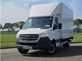 Dobozos kisteherautó MERCEDES-BENZ Sprinter 516