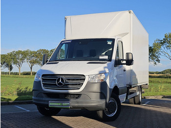 Dobozos kisteherautó MERCEDES-BENZ Sprinter 516
