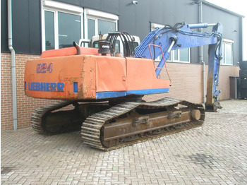 Lánctalpas kotró Liebherr R924B: 3 kép.