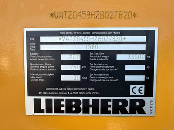 Gumikerekes homlokrakodó Liebherr L580 Loghandler: 4 kép.