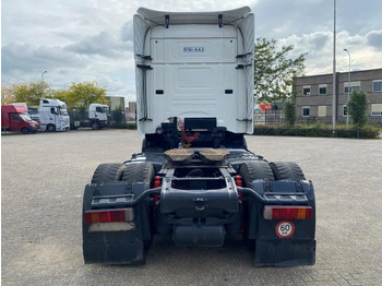 Nyergesvontató Scania 164-480 / RETARDER / TOPLINE / AUTOMATIC / EURO-3 / 2000: 4 kép. Nyergesvontató Scania 164-480 / RETARDER / TOPLINE / AUTOMATIC / EURO-3 / 2000: 4 kép.