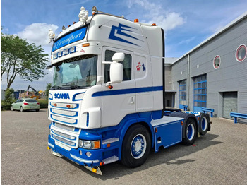 Nyergesvontató SCANIA R 560