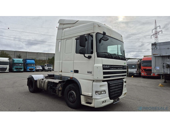 Nyergesvontató DAF XF 105 460