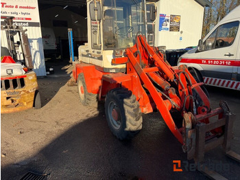 Gumikerekes homlokrakodó Læssemaskine SCHAEFF SKL 831 Læssemaskine: 4 kép. Gumikerekes homlokrakodó Læssemaskine SCHAEFF SKL 831 Læssemaskine: 4 kép.