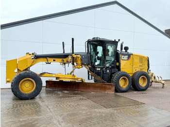 Gréder CATERPILLAR 140M