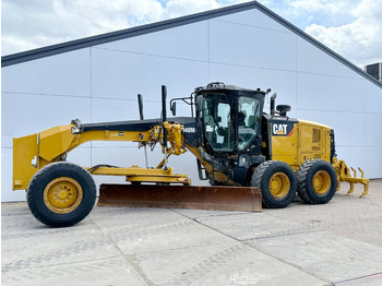 Gréder CATERPILLAR 140M