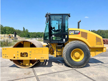 Henger CATERPILLAR CS66B