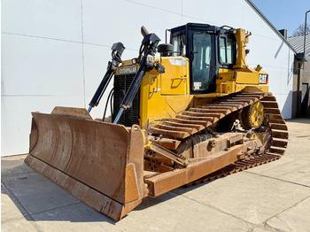 Buldózer CATERPILLAR D6T