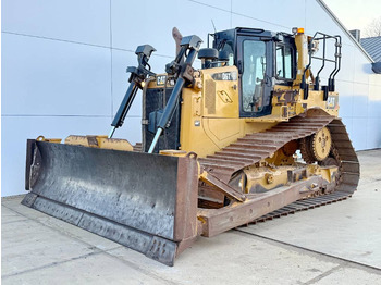 Buldózer CATERPILLAR D6T