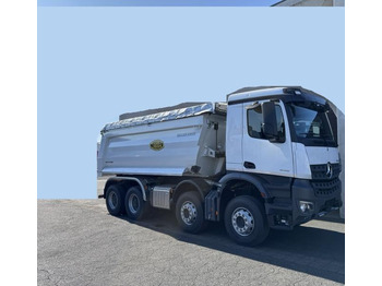 Billenőplatós teherautó MERCEDES-BENZ