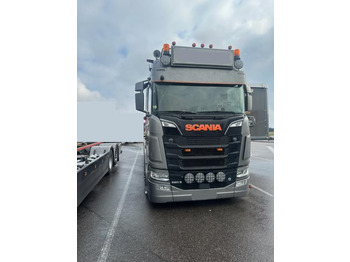 Cserefelépítményes teherautó SCANIA S