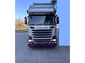 Nyergesvontató SCANIA R 580