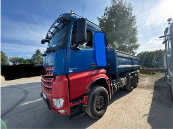 Billenőplatós teherautó MERCEDES-BENZ Arocs 2658