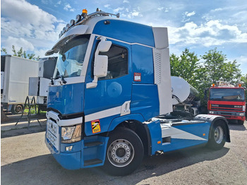 Nyergesvontató RENAULT T 520