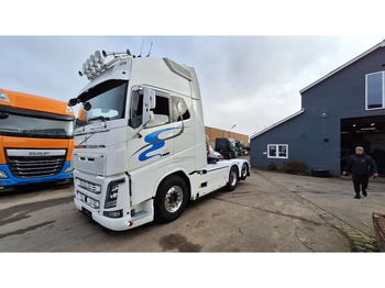 Nyergesvontató VOLVO FH16 750