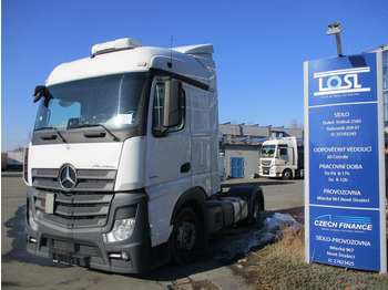 Nyergesvontató MERCEDES-BENZ Actros 1845