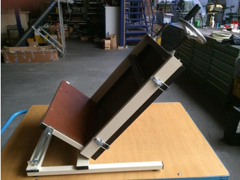 Spirálozógép Müro 5000 A3 TM table top block gluing press: 2 kép. Spirálozógép Müro 5000 A3 TM table top block gluing press: 2 kép.