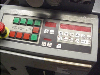 Hajtógatógép STAHLFolder buckle plate folding machine T 52.2-4-4-F-T SA: 3 kép. Hajtógatógép STAHLFolder buckle plate folding machine T 52.2-4-4-F-T SA: 3 kép.