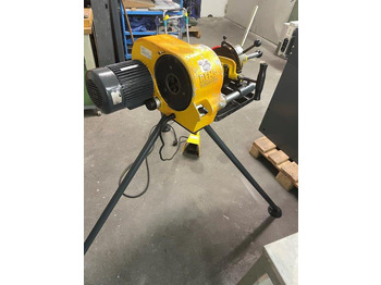 Fémmegmunkáló gép